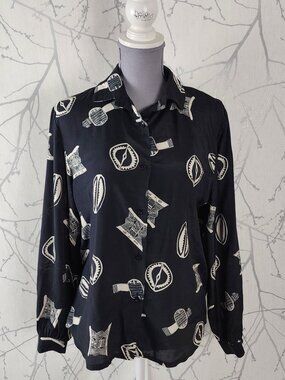 Tosca VTG Black Tribal Artifacts Printed Button Front Shirt
